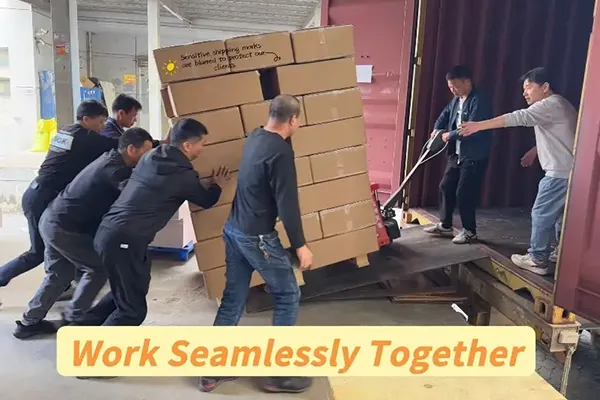 Effektiv ilægning - En 40HQ beholder med hudplejepapiræsker